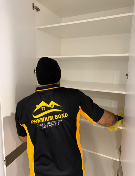 Premium Bond Clean